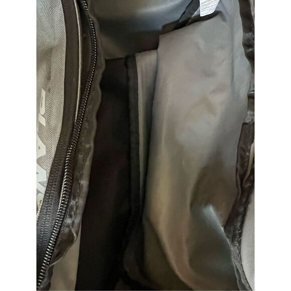 Plano Fishing Tackle Bag Weekend Series 3700  Softsider - Picture 4 of 7